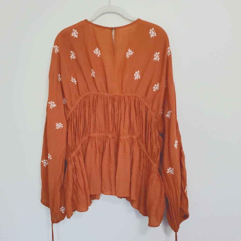 Anthropologie Entro Peasant Embroidered Bohemian Top Size Small - Picture 3 of 7
